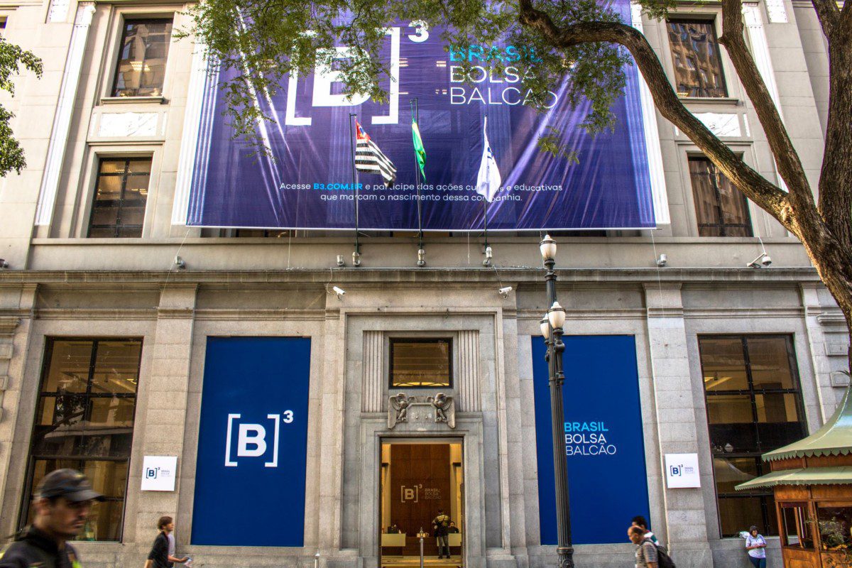 Julho foi o mês do retorno dos estrangeiros na B3. O que esperar de agosto?