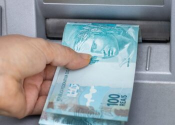 Décimo terceiro de R$ 3 mil? Veja os trabalhadores que podem sacar