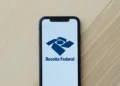Receita Federal envia mensagem taxando transferências PIX?