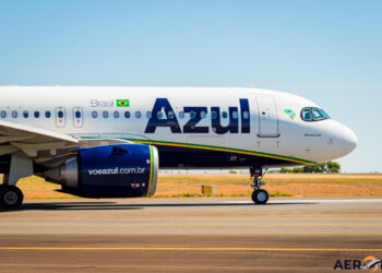 Azul corta operações em 12 cidades e deixa passageiros preocupados – veja
