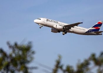 Brasileiros que não viajaram nos últimos 12 meses ganham passagens exclusivas do governo; veja