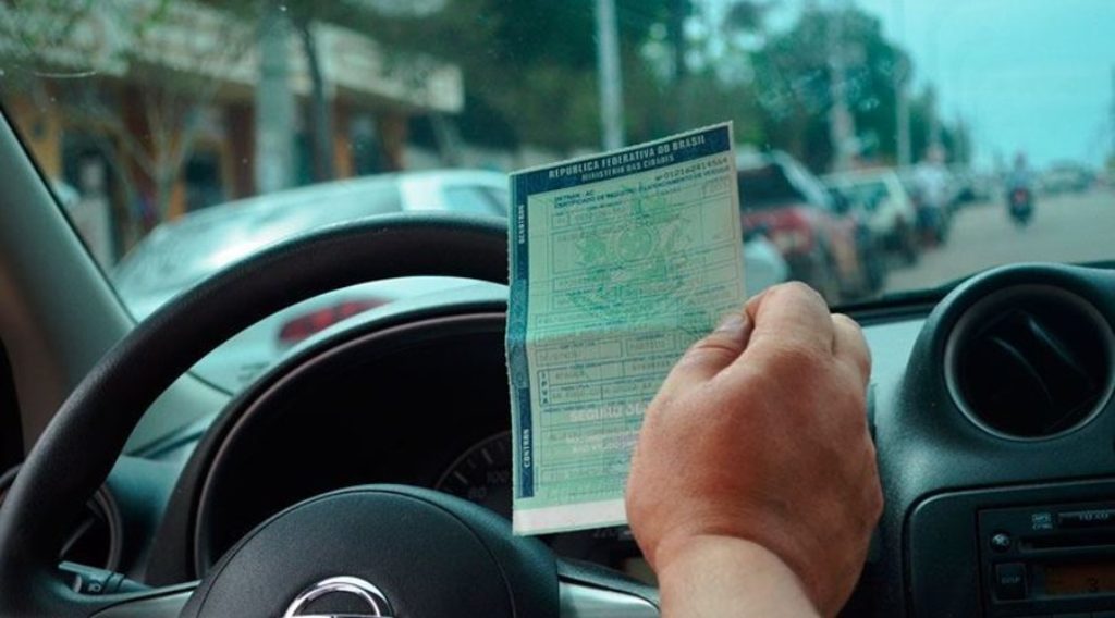 É possível parcelar o IPVA em 12 vezes? Veja as condições do imposto