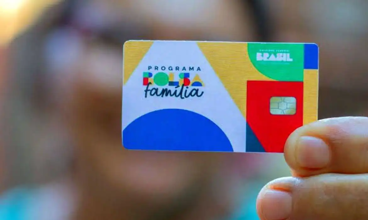 Corte atrás de corte: governo confirma mais um pente-fino no Bolsa Família