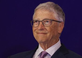 Filhos de Bill Gates recebem comunicado direto do pai: “Doei US$ 100 bilhões”